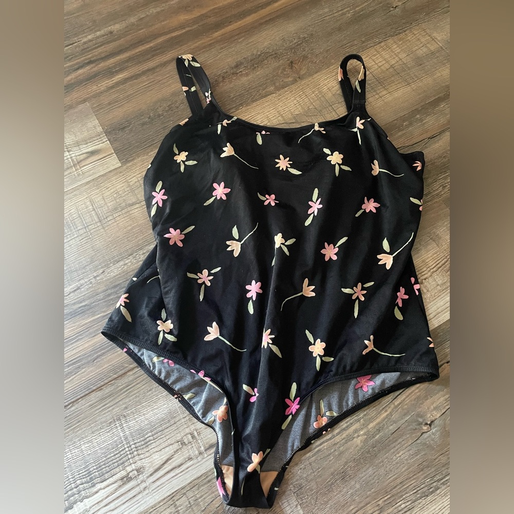 1 piece swim size 28W